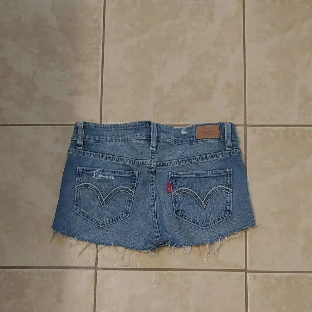 Vintage Y2K Levi Shorts 518 Superlow Cutoff Denim Women's Size 1